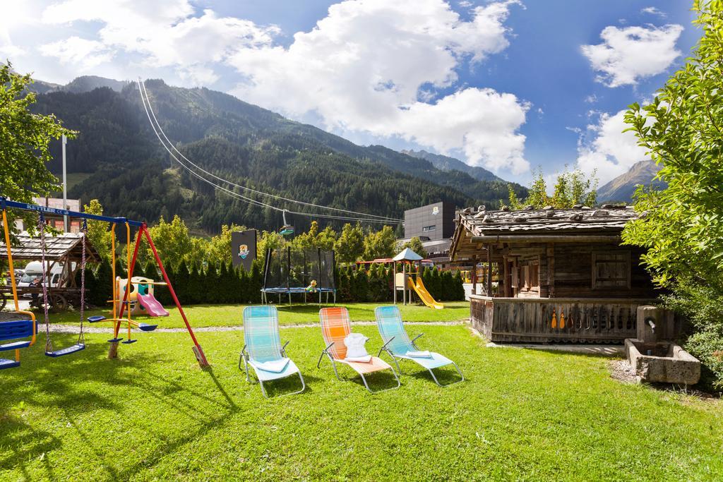 Hotel Gasthof Bruecke Mayrhofen Exterior photo